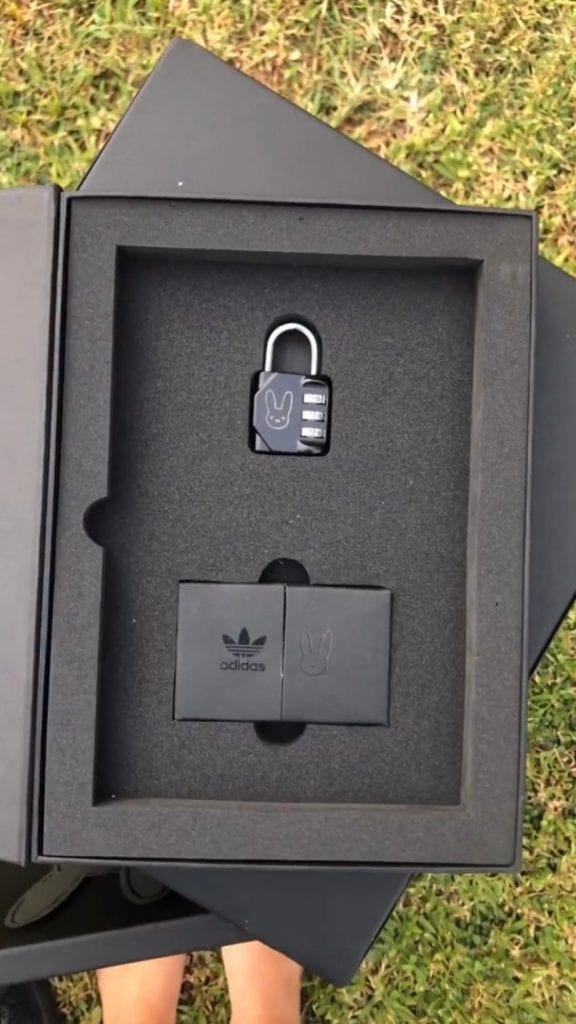 ᐉ Pronto A La Venta Las Bad Bunny X Adidas Forum Low 'Triple Black' - Zapas  News