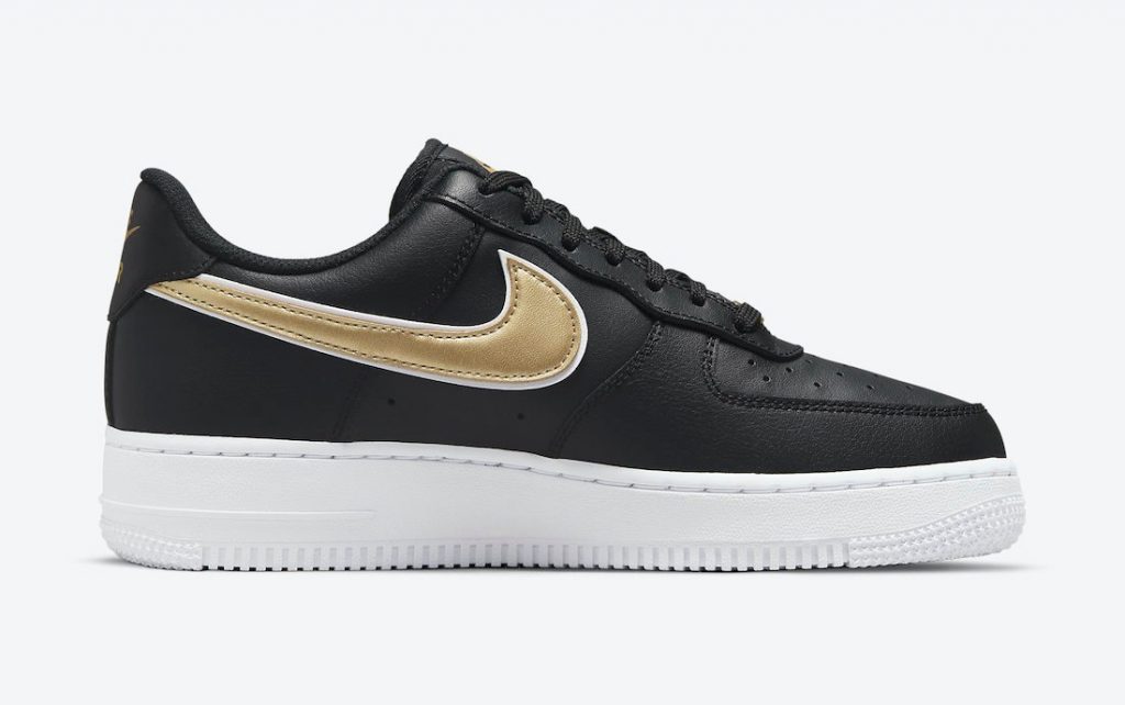 ᐉ Las Nike Air Force 1 Low en negro y dorado a la vista - Zapas News