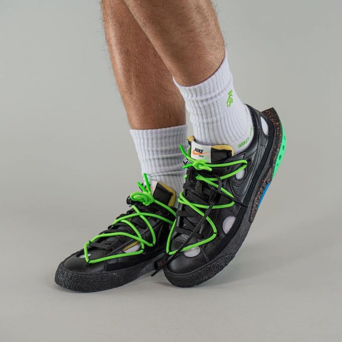 ᐉ Off-White x Nike Blazer Low Black/Green - Zapas News